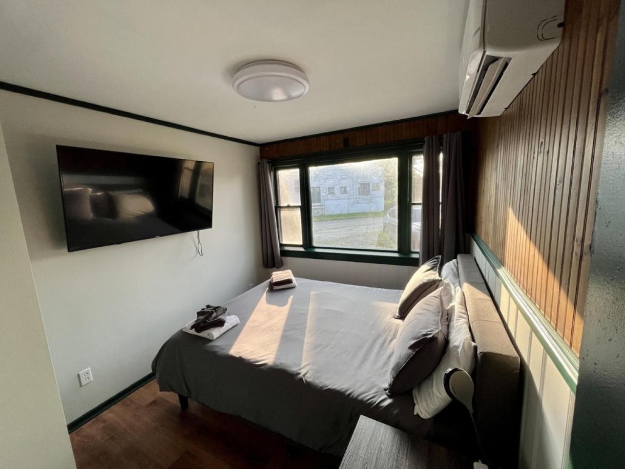 2 Bed Berkshire Getaway Minutes To Jiminy Peak Ski Hancock Kültér fotó