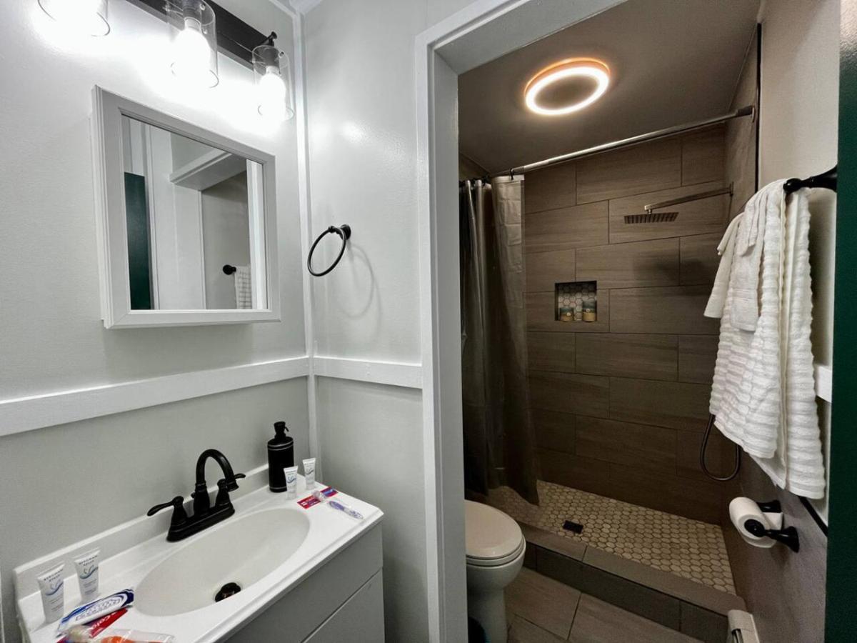 2 Bed Berkshire Getaway Minutes To Jiminy Peak Ski Hancock Kültér fotó